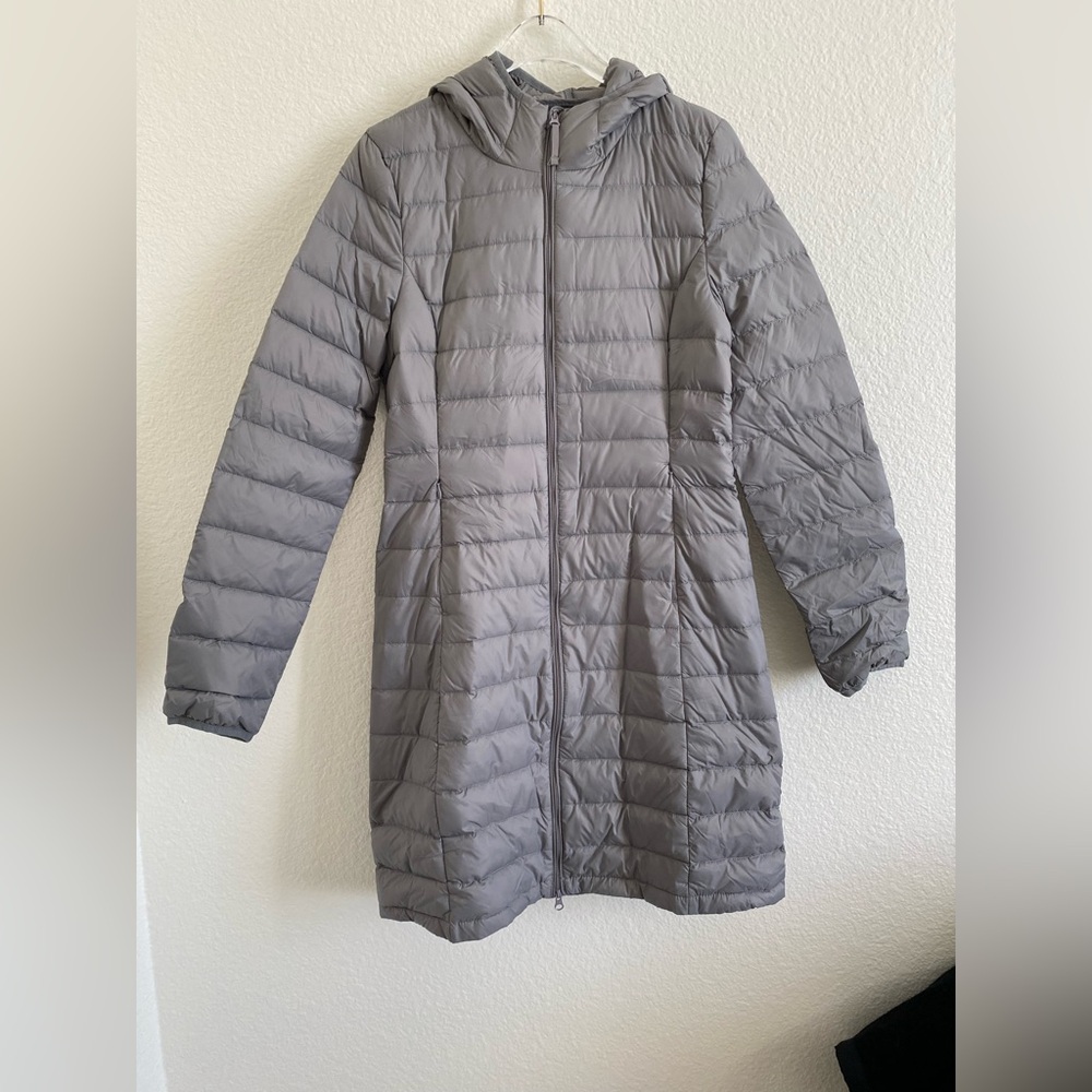 Quince Lightweight Down Packable Long Puffer Jacket